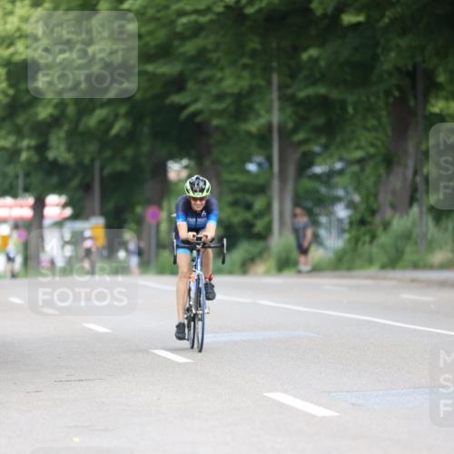 15.06.2025 - 7 Türme Triathlon Yannick Fuchs http://msf.ph/oto/7998770 15.06.2025 12:20:14 Radfahren 248, 397, 583 meine-sportfotos.de