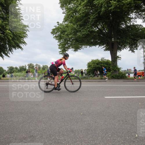 15.06.2025 - 7 Türme Triathlon Yannick Fuchs http://msf.ph/oto/7998772 15.06.2025 14:03:21 Radfahren 219 meine-sportfotos.de