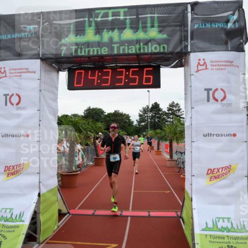 15.06.2025 - 7 Türme Triathlon Michael Strokosch http://msf.ph/oto/7998853 15.06.2025 14:33:56 Ziel 379, 598, 668, 728 meine-sportfotos.de