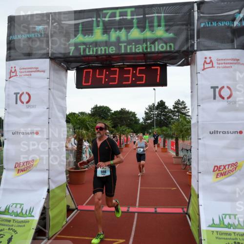 15.06.2025 - 7 Türme Triathlon Michael Strokosch http://msf.ph/oto/7998883 15.06.2025 14:33:56 Ziel 379, 598, 668, 728 meine-sportfotos.de