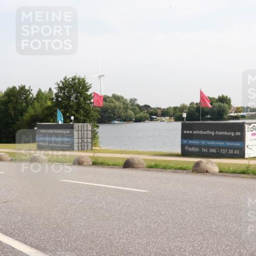 15.06.2025 - 27. Vierlanden-Triathlon H.Heesch http://msf.ph/oto/7998894 15.06.2025 09:58:31 Radfahren  meine-sportfotos.de