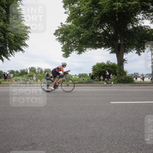 15.06.2025 - 7 Türme Triathlon Yannick Fuchs http://msf.ph/oto/7998905 15.06.2025 14:11:05 Radfahren  meine-sportfotos.de