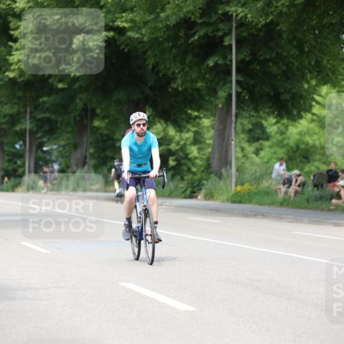 15.06.2025 - 7 Türme Triathlon Yannick Fuchs http://msf.ph/oto/7998907 15.06.2025 13:13:49 Radfahren 195, 216, 563, 787, 1027, 1135 meine-sportfotos.de