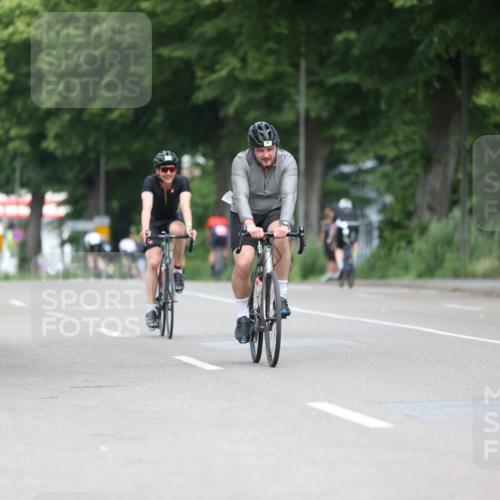 15.06.2025 - 7 Türme Triathlon Yannick Fuchs http://msf.ph/oto/7998923 15.06.2025 12:20:36 Radfahren 511, 537, 567 meine-sportfotos.de
