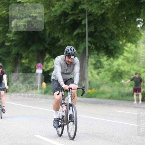 15.06.2025 - 7 Türme Triathlon Yannick Fuchs http://msf.ph/oto/7998984 15.06.2025 12:20:37 Radfahren 511, 537, 567 meine-sportfotos.de
