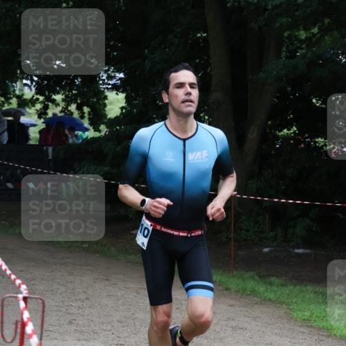 21.06.2025 - 27. Vierlanden-Triathlon Lena Gebhardt http://msf.ph/oto/7999013 15.06.2025 13:59:22 Laufen 2022, 27, 0, 10 meine-sportfotos.de