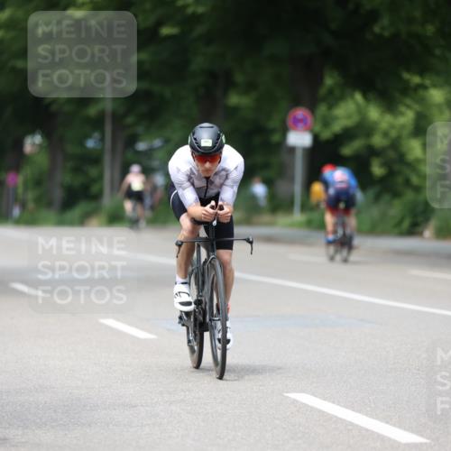15.06.2025 - 7 Türme Triathlon Yannick Fuchs http://msf.ph/oto/7999033 15.06.2025 13:13:58 Radfahren 263, 787, 922, 1151, 1184 meine-sportfotos.de