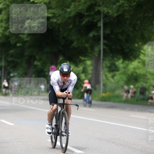 15.06.2025 - 7 Türme Triathlon Yannick Fuchs http://msf.ph/oto/7999056 15.06.2025 13:13:59 Radfahren 263, 439, 922, 1151, 1184 meine-sportfotos.de