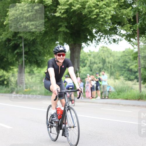 15.06.2025 - 7 Türme Triathlon Yannick Fuchs http://msf.ph/oto/7999058 15.06.2025 12:20:39 Radfahren 511, 537, 567 meine-sportfotos.de
