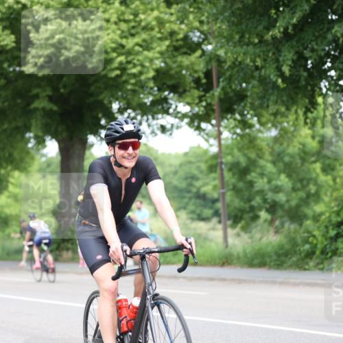 15.06.2025 - 7 Türme Triathlon Yannick Fuchs http://msf.ph/oto/7999079 15.06.2025 12:20:39 Radfahren 511, 537, 567 meine-sportfotos.de
