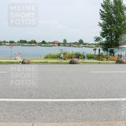 21.06.2025 - 27. Vierlanden-Triathlon H.Heesch http://msf.ph/oto/7999083 15.06.2025 12:31:44 Radfahren 785, 861, 1000, 1001, 1002, 1003 meine-sportfotos.de