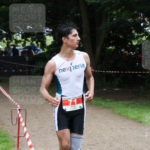 21.06.2025 - 27. Vierlanden-Triathlon Lena Gebhardt http://msf.ph/oto/7999114 15.06.2025 13:59:32 Laufen 2025, 71 meine-sportfotos.de