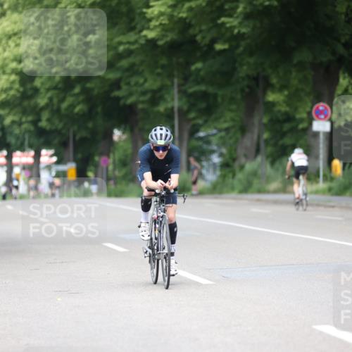 15.06.2025 - 7 Türme Triathlon Yannick Fuchs http://msf.ph/oto/7999189 15.06.2025 12:21:54 Radfahren 257, 371, 628 meine-sportfotos.de