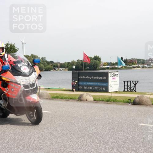 21.06.2025 - 27. Vierlanden-Triathlon H.Heesch http://msf.ph/oto/7999208 15.06.2025 11:38:50 Radfahren 636, 668, 793 meine-sportfotos.de