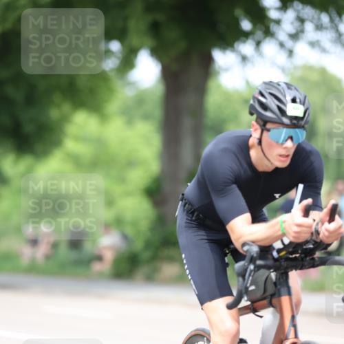 15.06.2025 - 7 Türme Triathlon Yannick Fuchs http://msf.ph/oto/7999256 15.06.2025 13:14:06 Radfahren 213, 258, 263, 418, 439, 459, 501, 722, 761, 1026, 1184 meine-sportfotos.de