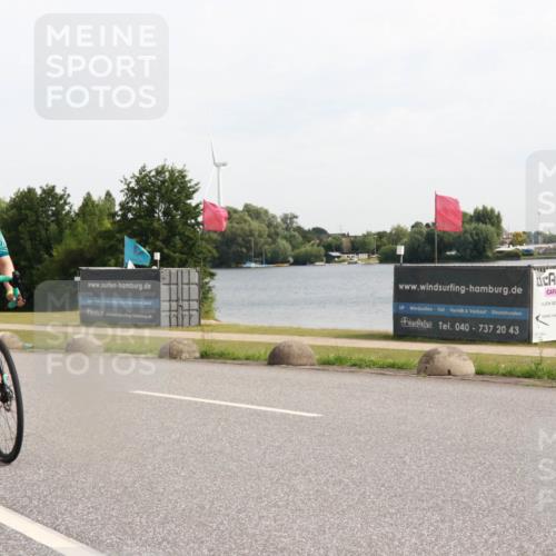 15.06.2025 - 27. Vierlanden-Triathlon H.Heesch http://msf.ph/oto/7999290 15.06.2025 10:22:18 Radfahren 39, 54, 73, 82, 149, 207, 466, 612, 618 meine-sportfotos.de