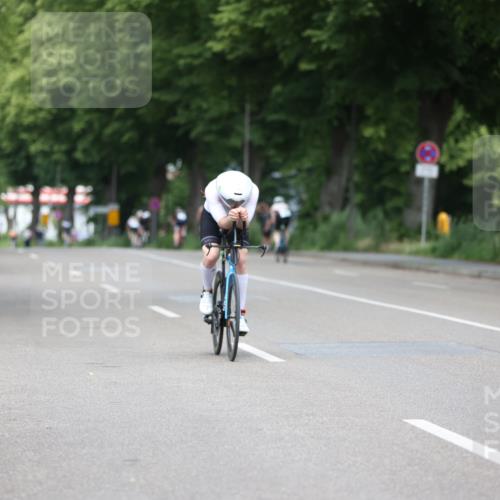 15.06.2025 - 7 Türme Triathlon Yannick Fuchs http://msf.ph/oto/7999339 15.06.2025 12:22:01 Radfahren 215, 248, 371 meine-sportfotos.de