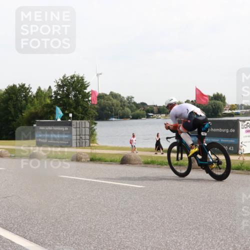 15.06.2025 - 27. Vierlanden-Triathlon H.Heesch http://msf.ph/oto/7999425 15.06.2025 10:23:18 Radfahren 80, 171, 528, 570, 597, 620 meine-sportfotos.de