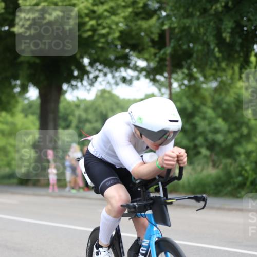 15.06.2025 - 7 Türme Triathlon Yannick Fuchs http://msf.ph/oto/7999431 15.06.2025 12:22:03 Radfahren 215, 248 meine-sportfotos.de