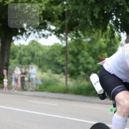 15.06.2025 - 7 Türme Triathlon Yannick Fuchs http://msf.ph/oto/7999448 15.06.2025 12:22:03 Radfahren 215, 248 meine-sportfotos.de