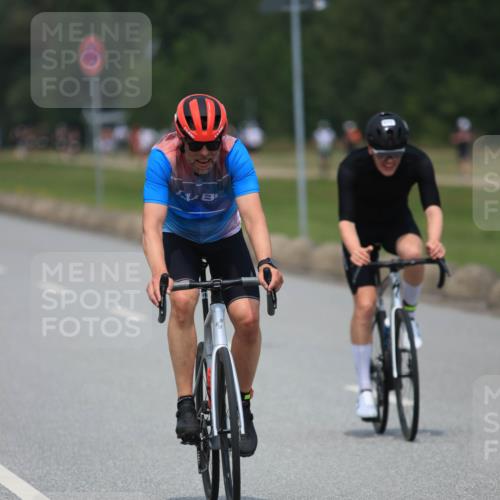 21.06.2025 - 27. Vierlanden-Triathlon H.Heesch http://msf.ph/oto/7999476 15.06.2025 12:30:56 Radfahren 791, 830, 970, 1049, 1051, 1052 meine-sportfotos.de