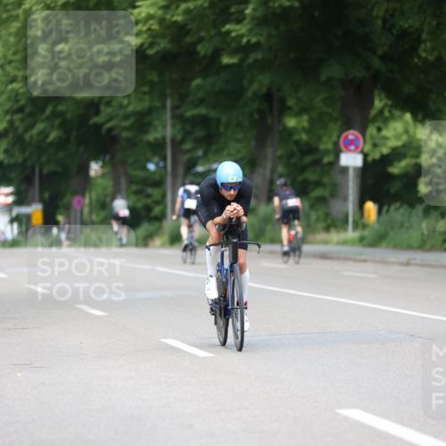 15.06.2025 - 7 Türme Triathlon Yannick Fuchs http://msf.ph/oto/7999500 15.06.2025 12:22:34 Radfahren 615, 649, 678 meine-sportfotos.de