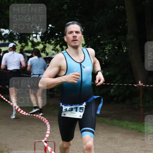 21.06.2025 - 27. Vierlanden-Triathlon Lena Gebhardt http://msf.ph/oto/7999505 15.06.2025 14:00:45 Laufen 2025, 4315 meine-sportfotos.de