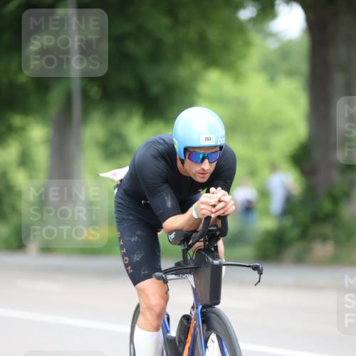 15.06.2025 - 7 Türme Triathlon Yannick Fuchs http://msf.ph/oto/7999539 15.06.2025 12:22:35 Radfahren 615, 649, 678 meine-sportfotos.de