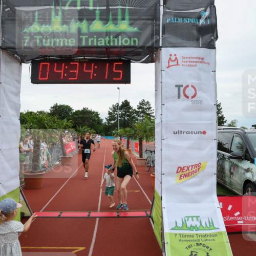 15.06.2025 - 7 Türme Triathlon Michael Strokosch http://msf.ph/oto/7999643 15.06.2025 14:34:15 Ziel 516 meine-sportfotos.de