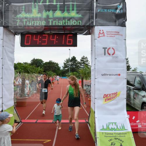 15.06.2025 - 7 Türme Triathlon Michael Strokosch http://msf.ph/oto/7999658 15.06.2025 14:34:16 Ziel 516 meine-sportfotos.de