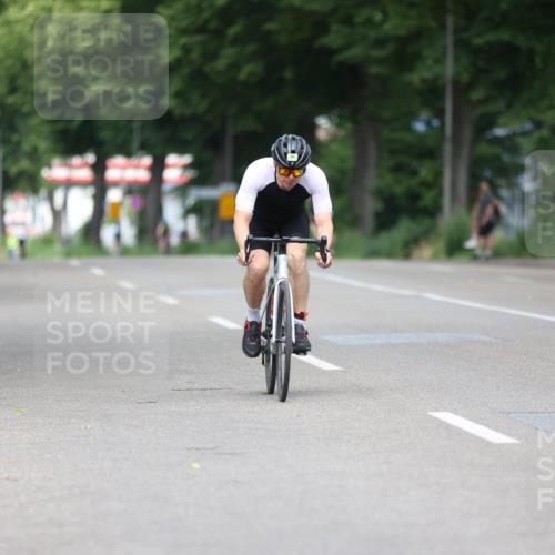 15.06.2025 - 7 Türme Triathlon Yannick Fuchs http://msf.ph/oto/7999673 15.06.2025 12:23:04 Radfahren 274, 331, 380 meine-sportfotos.de