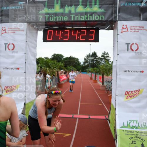 15.06.2025 - 7 Türme Triathlon Michael Strokosch http://msf.ph/oto/7999697 15.06.2025 14:34:23 Ziel 516, 1008 meine-sportfotos.de