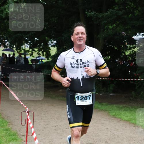 21.06.2025 - 27. Vierlanden-Triathlon Lena Gebhardt http://msf.ph/oto/7999709 15.06.2025 14:01:05 Laufen 202, 1267 meine-sportfotos.de