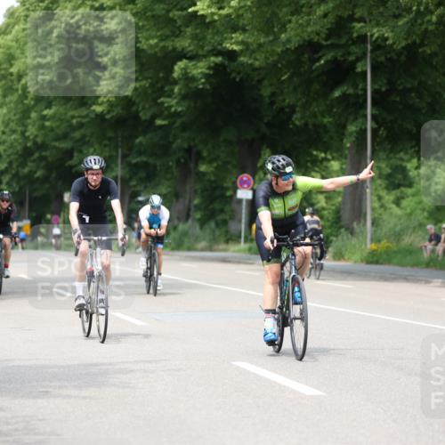 15.06.2025 - 7 Türme Triathlon Yannick Fuchs http://msf.ph/oto/7999725 15.06.2025 13:14:11 Radfahren 213, 258, 418, 487, 501, 722, 809 meine-sportfotos.de