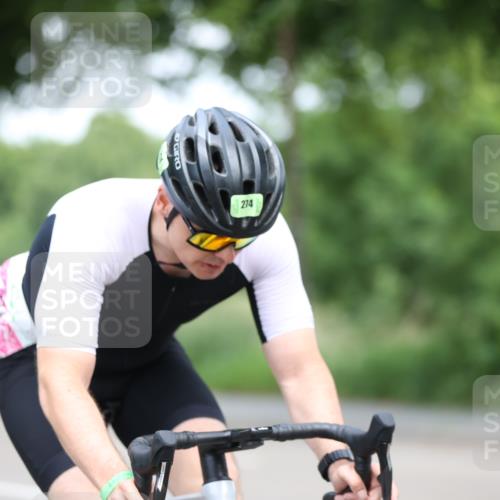 15.06.2025 - 7 Türme Triathlon Yannick Fuchs http://msf.ph/oto/7999745 15.06.2025 12:23:06 Radfahren 274, 331 meine-sportfotos.de
