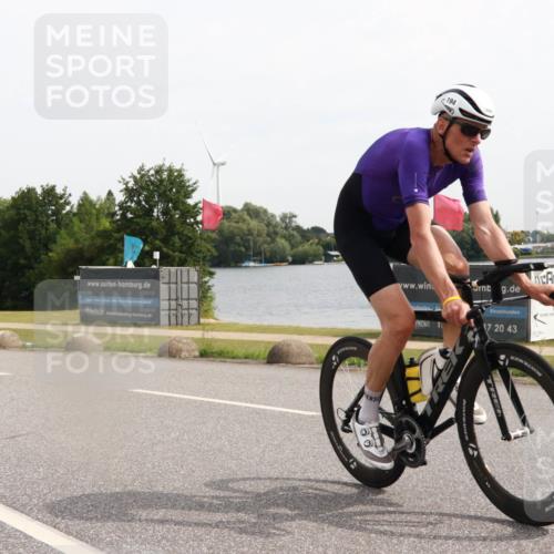 15.06.2025 - 27. Vierlanden-Triathlon H.Heesch http://msf.ph/oto/7999752 15.06.2025 10:26:47 Radfahren 12, 162, 194, 445, 526, 571 meine-sportfotos.de