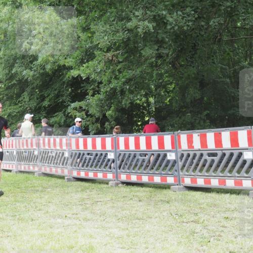 21.06.2025 - 27. Vierlanden-Triathlon KatJ http://msf.ph/oto/7999821 15.06.2025 12:54:02 Ziel 21, 60, 171, 650 meine-sportfotos.de
