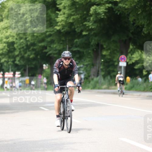 15.06.2025 - 7 Türme Triathlon Yannick Fuchs http://msf.ph/oto/7999823 15.06.2025 13:14:12 Radfahren 213, 258, 418, 487, 722, 809 meine-sportfotos.de