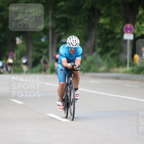 15.06.2025 - 7 Türme Triathlon Yannick Fuchs http://msf.ph/oto/7999845 15.06.2025 12:23:16 Radfahren 470, 570, 637 meine-sportfotos.de