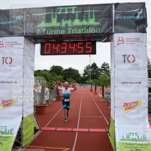 15.06.2025 - 7 Türme Triathlon Michael Strokosch http://msf.ph/oto/7999858 15.06.2025 14:34:55 Ziel 374, 421 meine-sportfotos.de