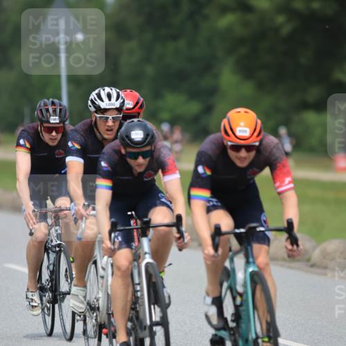 21.06.2025 - 27. Vierlanden-Triathlon H.Heesch http://msf.ph/oto/7999877 15.06.2025 12:31:40 Radfahren 785, 861, 1000, 1001, 1002, 1003 meine-sportfotos.de