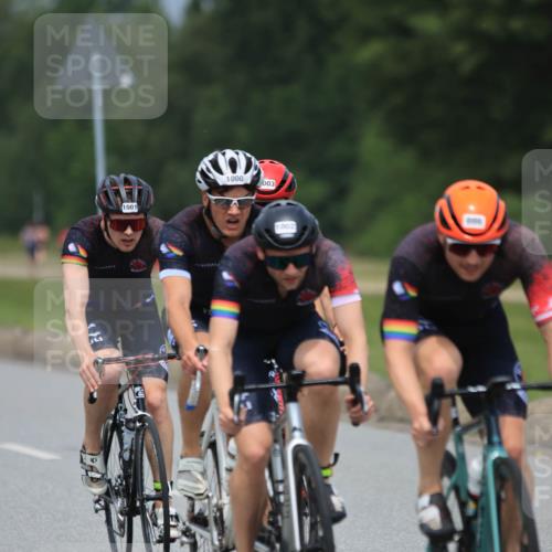 21.06.2025 - 27. Vierlanden-Triathlon H.Heesch http://msf.ph/oto/7999881 15.06.2025 12:31:41 Radfahren 785, 861, 1000, 1001, 1002, 1003 meine-sportfotos.de