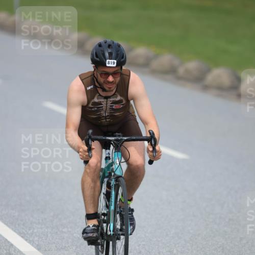 21.06.2025 - 27. Vierlanden-Triathlon H.Heesch http://msf.ph/oto/7999916 15.06.2025 12:32:19 Radfahren 784, 819, 1057, 1058, 1059, 1060 meine-sportfotos.de