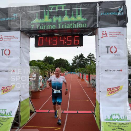 15.06.2025 - 7 Türme Triathlon Michael Strokosch http://msf.ph/oto/7999920 15.06.2025 14:34:56 Ziel 374, 421 meine-sportfotos.de