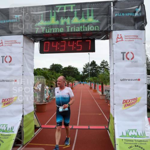 15.06.2025 - 7 Türme Triathlon Michael Strokosch http://msf.ph/oto/7999959 15.06.2025 14:34:56 Ziel 374, 421 meine-sportfotos.de