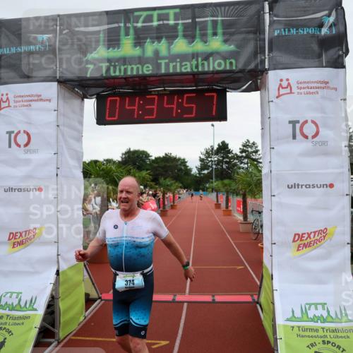 15.06.2025 - 7 Türme Triathlon Michael Strokosch http://msf.ph/oto/8000016 15.06.2025 14:34:57 Ziel 374, 421 meine-sportfotos.de