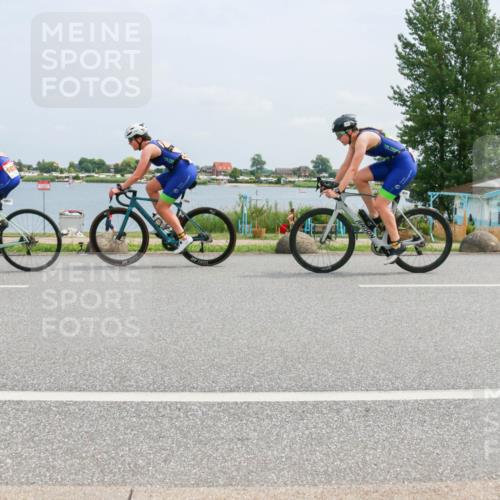 21.06.2025 - 27. Vierlanden-Triathlon H.Heesch http://msf.ph/oto/8000027 15.06.2025 12:32:53 Radfahren 1053, 1054, 1055, 1056 meine-sportfotos.de