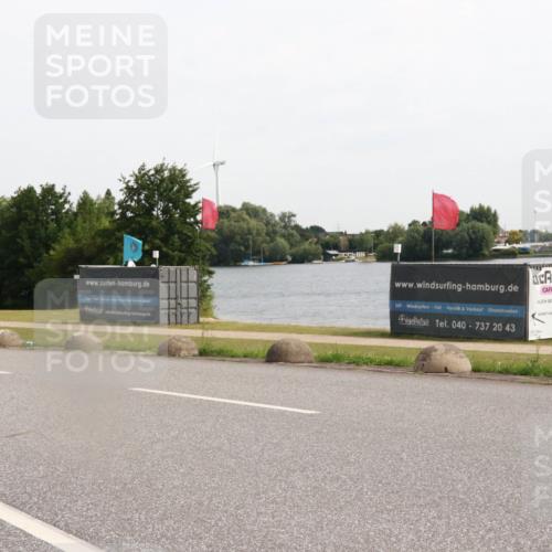 15.06.2025 - 27. Vierlanden-Triathlon H.Heesch http://msf.ph/oto/8000069 15.06.2025 10:27:39 Radfahren 510, 628 meine-sportfotos.de