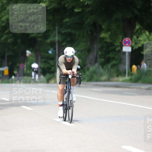 15.06.2025 - 7 Türme Triathlon Yannick Fuchs http://msf.ph/oto/8000077 15.06.2025 12:23:49 Radfahren 284, 594 meine-sportfotos.de