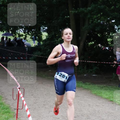 21.06.2025 - 27. Vierlanden-Triathlon Lena Gebhardt http://msf.ph/oto/8000079 15.06.2025 14:01:52 Laufen 1281, 202 meine-sportfotos.de